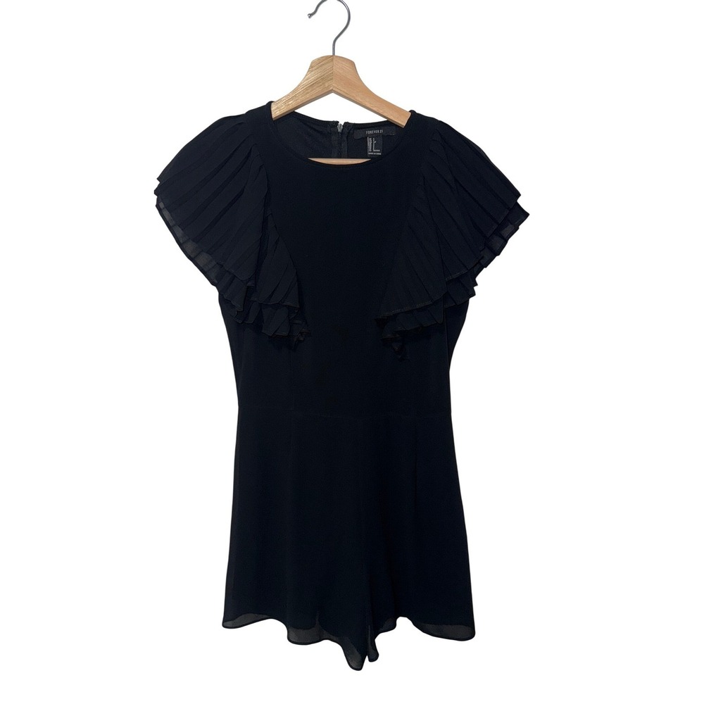 Forever 21‎ Black Pleated Flutter Sleeve Romper  Women's Size S Whimsy Goth